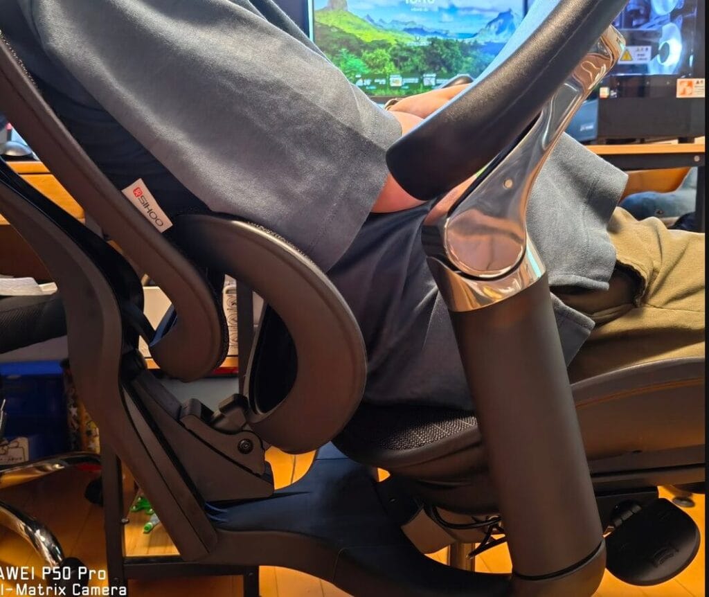 SIHOO DORO C300PRO
ランバーサポート