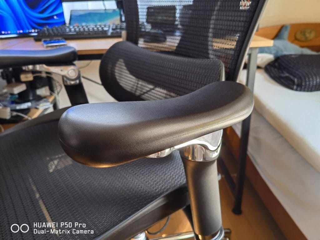 SIHOO DORO C300PRO レビュー
アームレスト